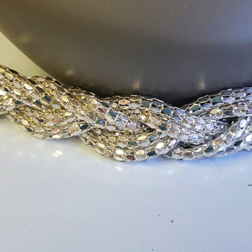 Silvertone‎ bling necklace - Picture 3 of 3